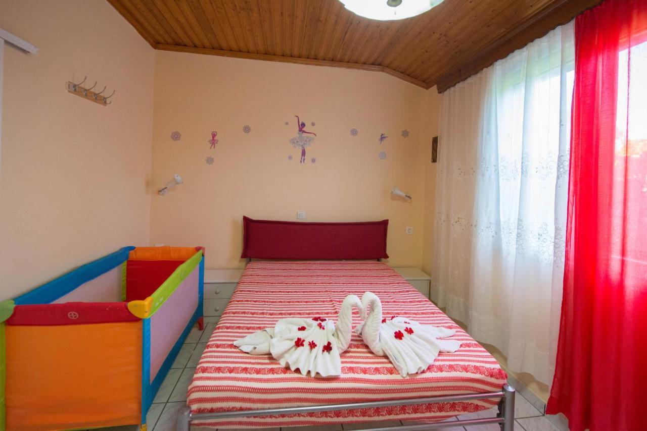Villa Eleni Holidays Resort With Swimming Pool, シダリオン エクステリア 写真